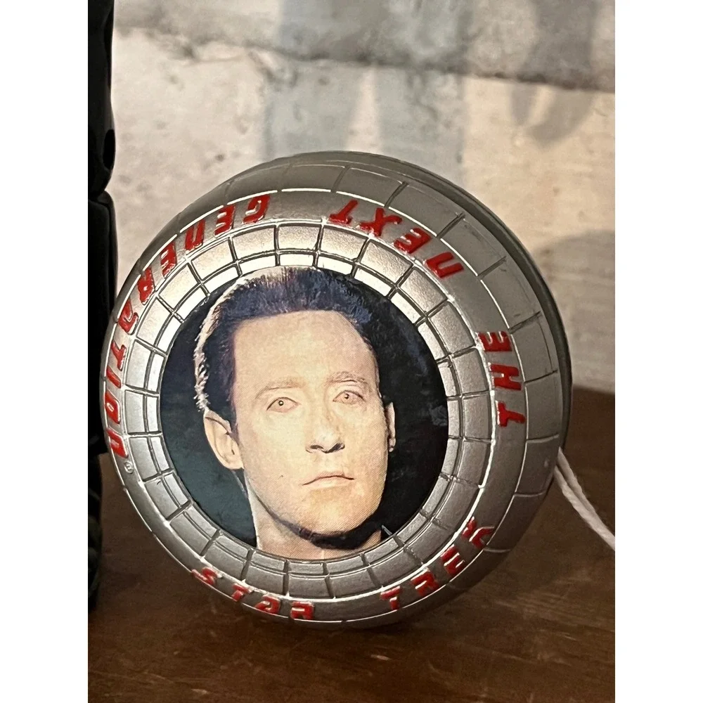 1992 Playmates Toys Star Trek Captain Jean-Luc Picard Action Figure & Data Yo-yo